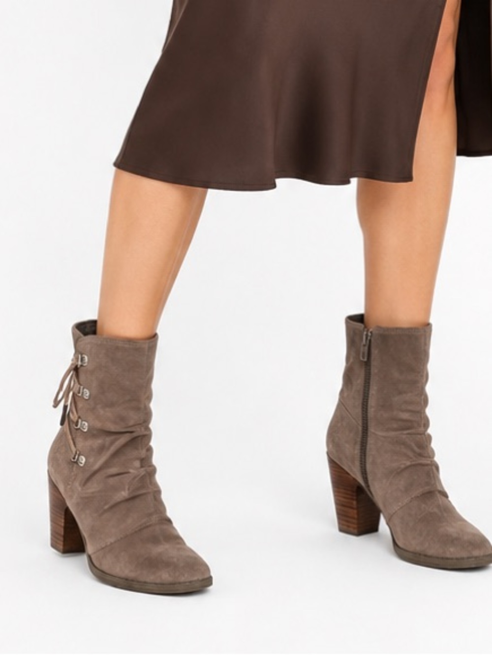 Clarks Artisan Carleta Lyon Taupe Suede Lace-Up Ankle Boots 9.5M
